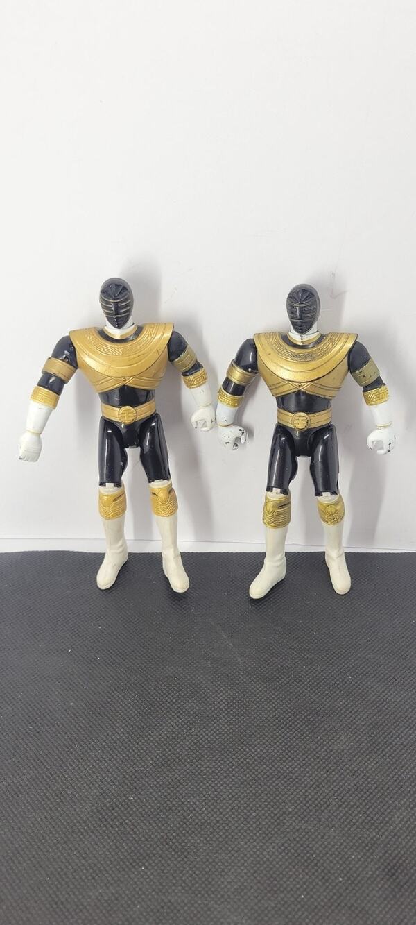 2 Bandai 1996 Power Rangers Zeo Black Gold Ranger 5.5" Vintage Action Figures
